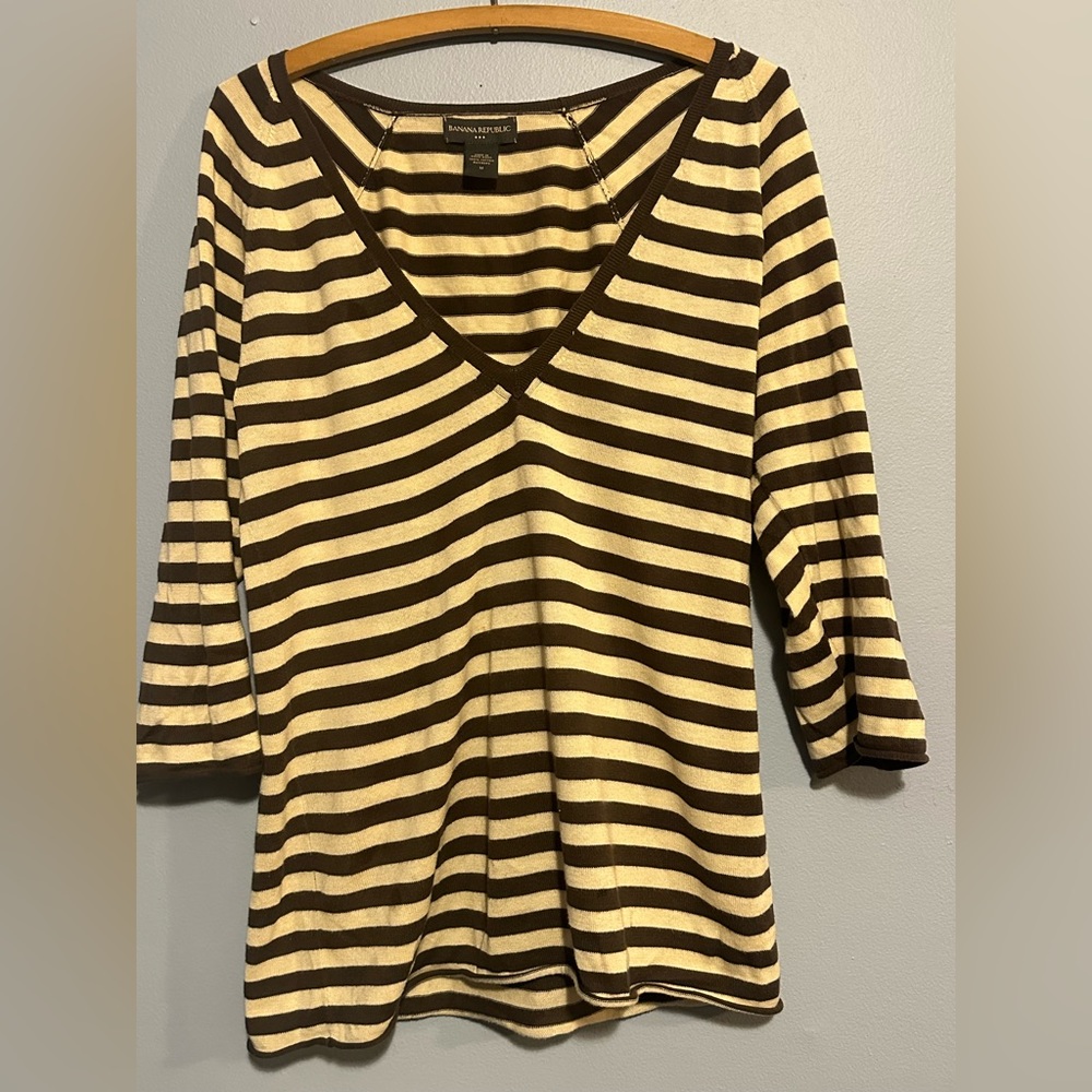Banana Republic Brown and White size M